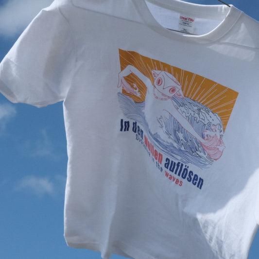 DISSOLVE IN THE WAVE TEE